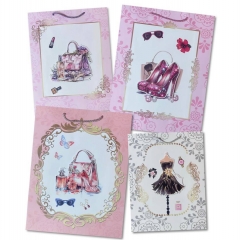 Пакет ЛЮКС 31х40х12см., "ЖЕНСКИЙ ДИЗАЙН" (Аппликация, блестки) в асс., Китай