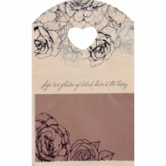 Пакет ПВД 13х21 с вырубной ручкой (50 шт.). ЦВЕТЫ НА БЕЖЕВОМ, Китай