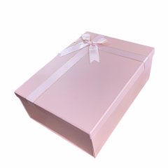 Коробка складная подарочная 21х29х10,5 см. РОЗОВАЯ, Китай