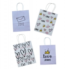 Пакет 22х27х11 см. бумажный с рисунком в асс., "LOVE", Китай